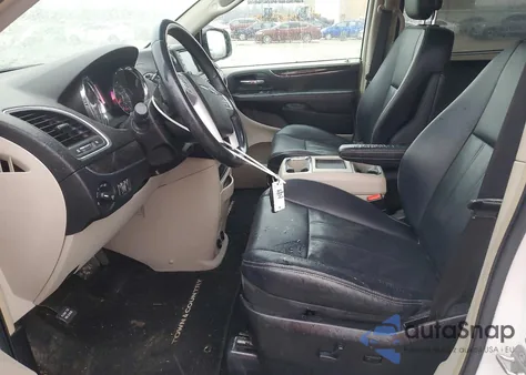 2014 Chrysler Town & Country Touring z USA, uszkodzony, nr VIN 2C4RC1BG4ER273339